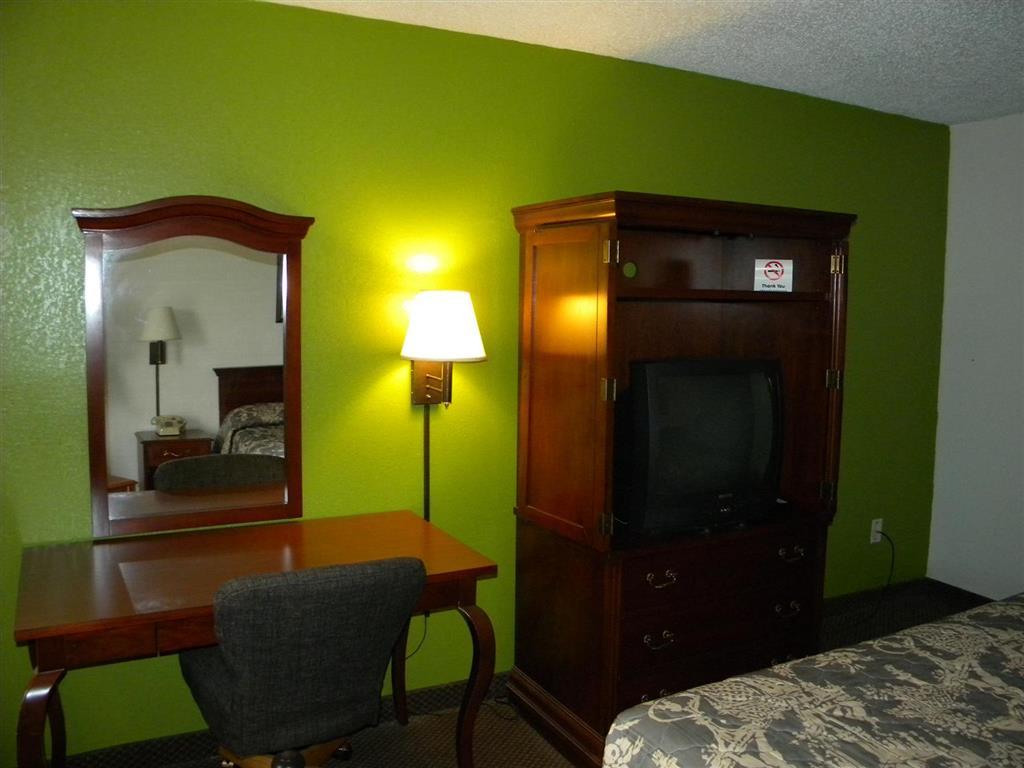 Indy Southwestern Inn-South Indianapolis Room photo